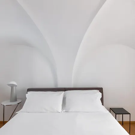 Santo Stefano Elegant By Wonderful Italy Διαμέρισμα *