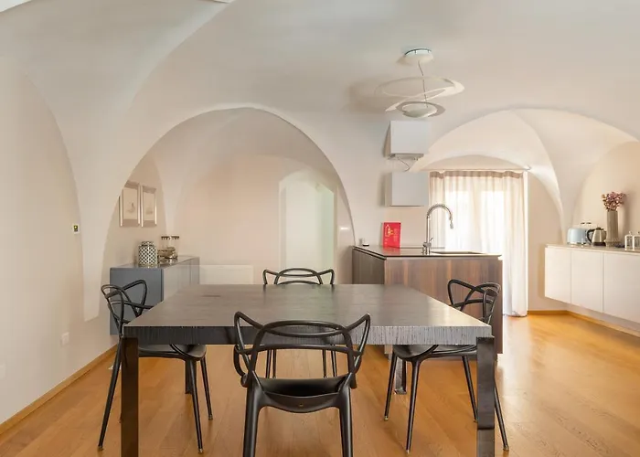 Santo Stefano Elegant By Wonderful Italy * Bologna