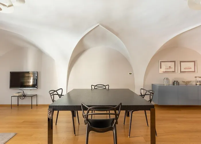 Santo Stefano Elegant By Wonderful Italy